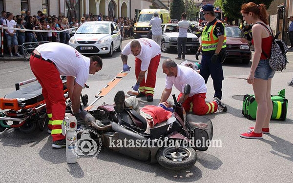 Baleset Dombóvár központjában